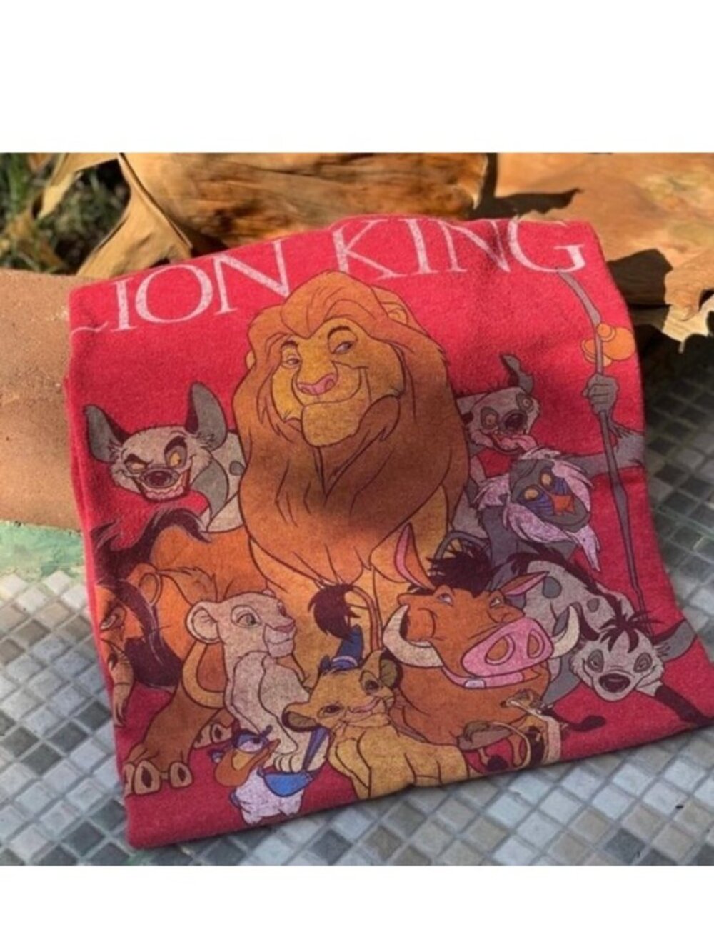Disney | Red Distressed “The Lion King” Official Poster Shirt | Size Medium